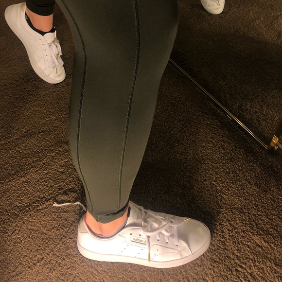 Speed up tights ARMY GREEN leggings !!!(lulu) - Picture 2 of 8